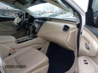 2019 Nissan Murano S with VIN 5N1AZ2MS0KN111800, listed as a IAAI auction lot 41836192 with 81,764 mi miles. Bid and sale history available at carsss.com. Image 5.