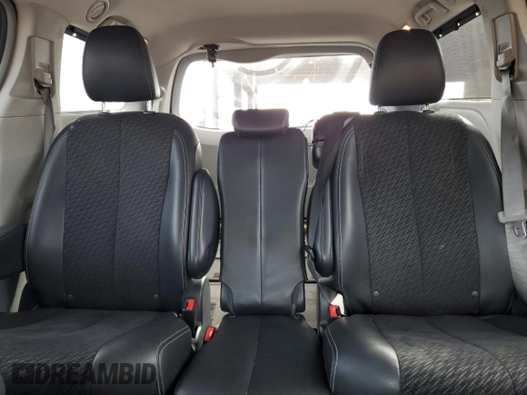 2014 Toyota Sienna SE with VIN 5TDXK3DC8ES512706, listed as a Copart auction lot 43325815 with 190,498 mi miles and Salvage Title. Bid and sale history available at DreamBid. Image 10.