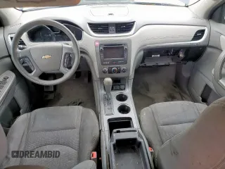 2017 Chevrolet Traverse LS z VIN 1GNKRFKD1HJ213571, wystawiony jako Copart lot #59207095 z przebiegiem Nie podano mil oraz Czysty tytuł • Clean title. Historia ofert i sprzedaży dostępna na DreamBid. Obrazek 8.