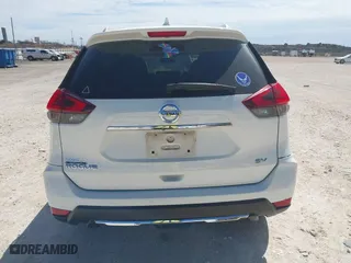 2017 Nissan Rogue S with VIN 5N1AT2MT8HC822689, listed as a IAAI auction lot 41673607 with 75,947 mi miles. Bid and sale history available at carsss.com. Image 17.