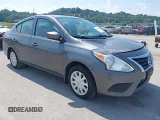2016 Nissan Versa S с VIN 3N1CN7AP7GL894193, выставлен на аукционе IAAI как лот 42576412 с пробегом 71 272 миль миль и . История ставок и продаж доступна на DreamBid. Изображение 1.