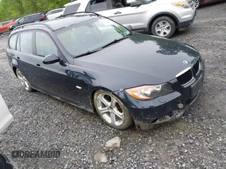 2006 BMW 3 Series 325xi z VIN WBAVT13596KW22391, wystawiony jako IAAI lot #42467624 z przebiegiem 168 837 mil mil oraz . Historia ofert i sprzedaży dostępna na DreamBid. Obrazek 1.