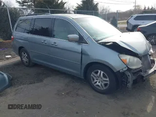 2007 Honda Odyssey EX-L with VIN 5FNRL38627B017130, listed as a IAAI auction lot 41757240 with 205,137 mi miles. Bid and sale history available at carsss.com. Image 1.