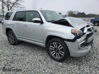 2014 Toyota 4Runner SR5 with VIN JTEZU5JR2E5076962, listed as a Copart auction lot 49210555 with 221,041 mi miles and Salvage Title. Bid and sale history available at carsss.com. Image 4.