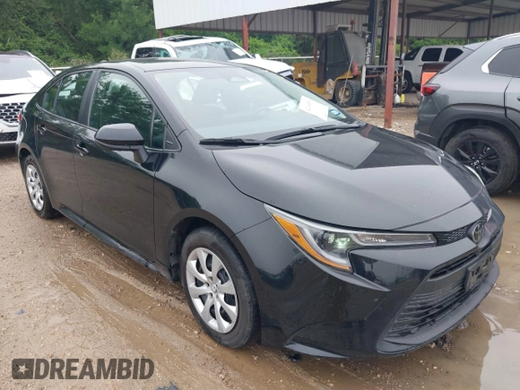 2024 Toyota Corolla LE with VIN 5YFB4MDE3RP080374, listed as a IAAI auction lot 42140576 with 33,047 mi miles. Bid and sale history available at carsss.com. Image 1.