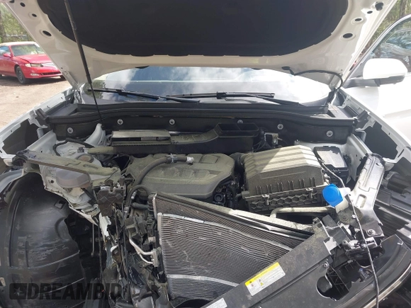2024 Volkswagen Atlas SEL Premium R-Line with VIN 1V2FR2CA2RC617765, listed as a IAAI auction lot 41990546 with 15,098 mi miles and . Bid and sale history available at DreamBid. Image 10.