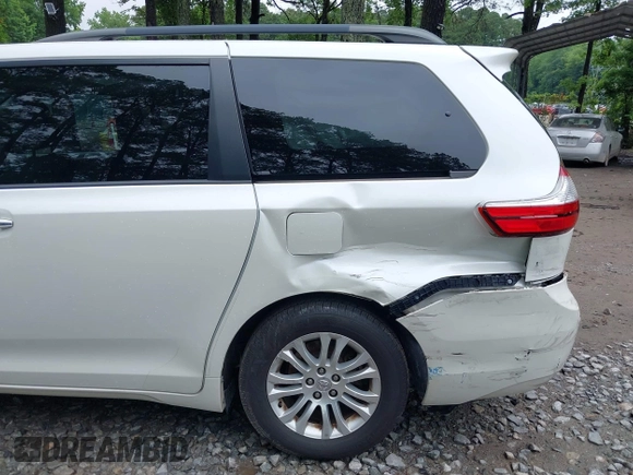 2016 Toyota Sienna XLE with VIN 5TDYK3DC9GS756582, listed as a IAAI auction lot 42506733 with 155,678 mi miles and . Bid and sale history available at DreamBid. Image 6.