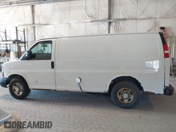2013 Chevrolet Express Cargo Van with VIN 1GCWGFCA0D1156858, listed as a IAAI auction lot 42095785 with 223,413 mi miles. Bid and sale history available at carsss.com. Image 14.