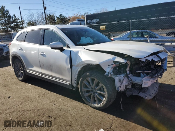 2020 Mazda CX-9 Grand Touring with VIN JM3TCBDY8L0402974, listed as a Copart auction lot 82790654 with 105,220 mi miles and Salvage Title. Bid and sale history available at carsss.com. Image 4.