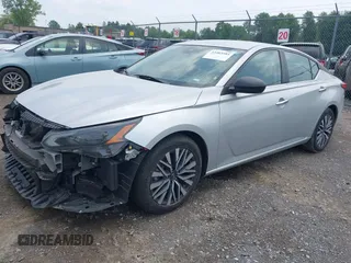 2024 Nissan Altima SV with VIN 1N4BL4DVXRN325709, listed as a IAAI auction lot 42483584 with 45,722 mi miles and . Bid and sale history available at DreamBid. Image 19.