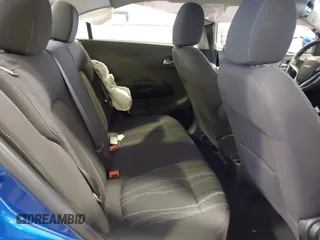 2020 Chevrolet Sonic LT z VIN 1G1JD5SB2L4138455, wystawiony jako IAAI lot #41651103 z przebiegiem 34 349 mil mil oraz . Historia ofert i sprzedaży dostępna na DreamBid. Obrazek 8.