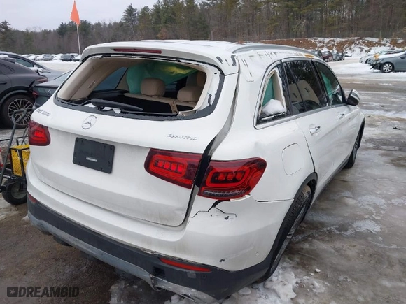 2021 Mercedes-Benz GLC with VIN W1N0G8EB3MV301304, listed as a IAAI auction lot 41540946 with 68,163 mi miles. Bid and sale history available at carsss.com. Image 4.