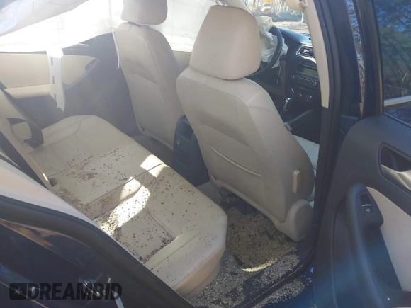 2013 Volkswagen Jetta SE с VIN 3VWDX7AJ3DM422020, выставлен на аукционе IAAI как лот 41284713 с пробегом 119 007 миль миль и . История ставок и продаж доступна на DreamBid. Изображение 8.
