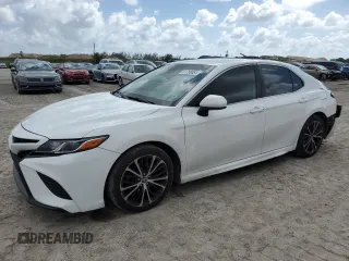 2019 Toyota Camry LE with VIN 4T1B11HK3KU761422, listed as a Copart auction lot 51708685 with 106,497 mi miles and Salvage Title. Bid and sale history available at carsss.com. Image 1.
