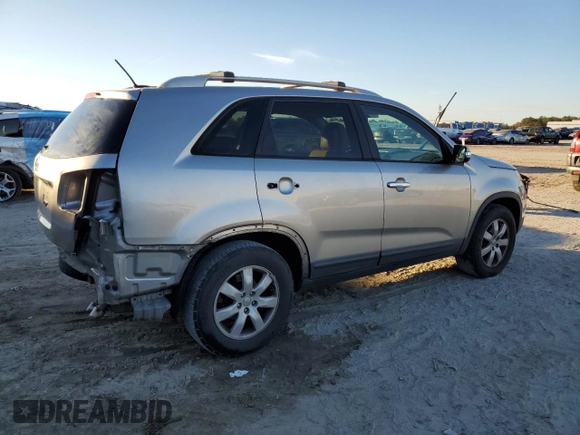2012 Kia Sorento LX with VIN 5XYKT3A69CG280519, listed as a Copart auction lot 89378525 with 206,417 mi miles and Salvage Title. Bid and sale history available at carsss.com. Image 3.