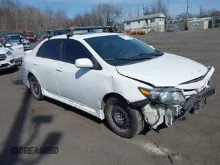 2011 Toyota Corolla L with VIN 2T1BU4EE2BC673146, listed as a IAAI auction lot 41802185 with 183,180 mi miles. Bid and sale history available at carsss.com. Image 1.