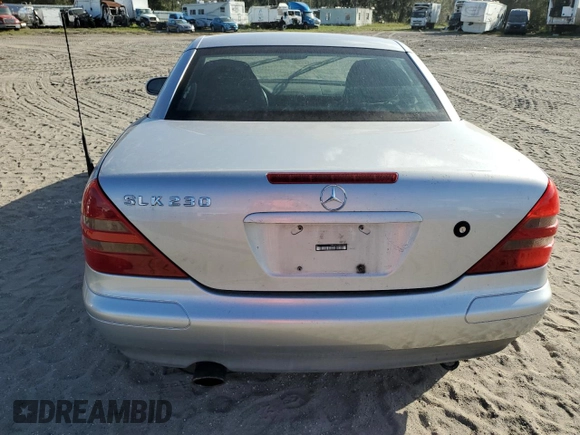 1998 Mercedes-Benz SLK-Class with VIN WDBKK47F6WF059935, listed as a Copart auction lot 77026144 with Not Provided miles and Non Repairable. Bid and sale history available at carsss.com. Image 6.