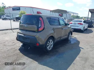 2015 Kia Soul + with VIN KNDJP3A53F7195085, listed as a IAAI auction lot 41962140 with 160,578 mi miles. Bid and sale history available at carsss.com. Image 4.