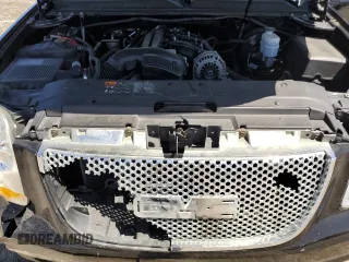 2014 GMC Yukon XL SLT with VIN 1GKS1KE02ER200427, listed as a Copart auction lot 79332194 with 79,963 mi miles and Salvage Title. Bid and sale history available at carsss.com. Image 35.