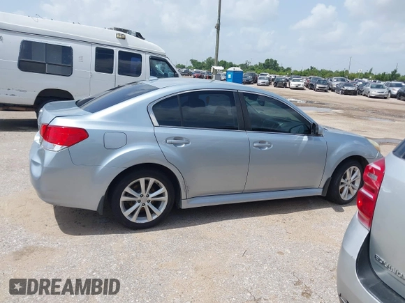 2014 Subaru Legacy Premium z VIN 4S3BMCC66E3026641, wystawiony jako IAAI lot #42621371 z przebiegiem 139 187 mil mil oraz . Historia ofert i sprzedaży dostępna na DreamBid. Obrazek 13.