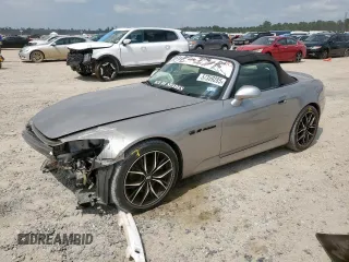2000 Honda S2000 z VIN JHMAP1149YT003561, wystawiony jako Copart lot #57359285 z przebiegiem 54 147 mil mil oraz Szkoda całkowita • Salvage title. Historia ofert i sprzedaży dostępna na DreamBid. Obrazek 1.