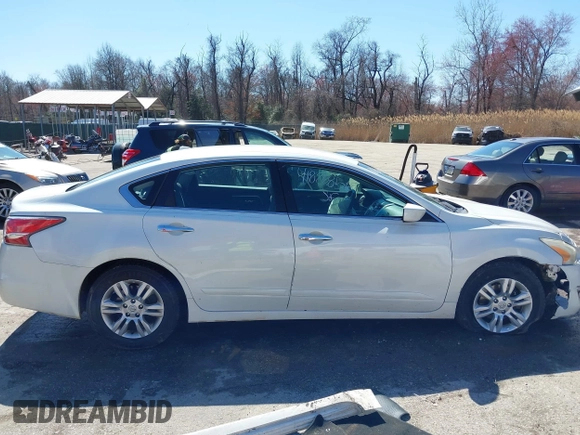 2014 Nissan Altima SV with VIN 1N4AL3AP1EN349712, listed as a IAAI auction lot 41826856 with 149,101 mi miles and . Bid and sale history available at carsss.com. Image 14.