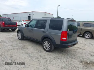 2008 Land Rover LR3 SE with VIN SALAE25458A484128, listed as a IAAI auction lot 42018158 with 198,504 mi miles. Bid and sale history available at carsss.com. Image 3.
