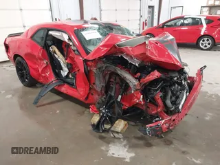2017 Dodge Challenger SXT z VIN 2C3CDZAG1HH554466, wystawiony jako IAAI lot #41943354 z przebiegiem Nie podano mil oraz . Historia ofert i sprzedaży dostępna na DreamBid. Obrazek 1.