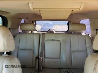 2007 Chevrolet Tahoe LT z VIN 1GNFC13077R288857, wystawiony jako Copart lot #48496775 z przebiegiem 285 932 mil mil oraz Szkoda całkowita • Salvage title. Historia ofert i sprzedaży dostępna na DreamBid. Obrazek 10.