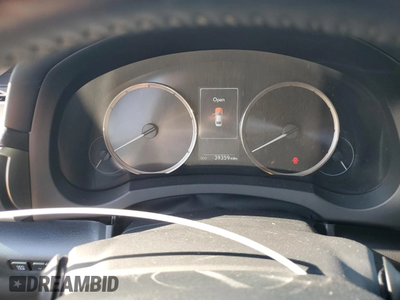 2020 Lexus IS 300 with VIN JTHDA1D26L5106278, listed as a Copart auction lot 72035814 with 39,359 mi miles and Salvage title. Bid and sale history available at DreamBid. Image 9.