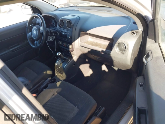 2011 Jeep Compass Latitude with VIN 1J4NT1FBXBD138744, listed as a IAAI auction lot 40740652 with 151,721 mi miles. Bid and sale history available at carsss.com. Image 5.