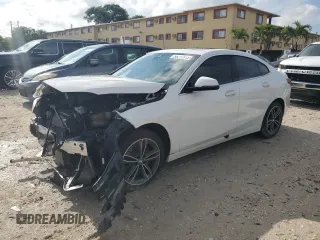 2021 BMW 2 Series 228i z VIN WBA53AK01M7J27575, wystawiony jako Copart lot #56217515 z przebiegiem 52 201 mil mil oraz Nie do naprawy • Non repairable. Historia ofert i sprzedaży dostępna na DreamBid. Obrazek 1.
