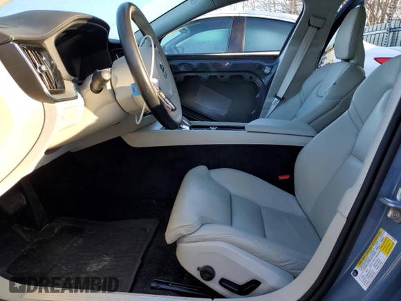 2022 Volvo S60 Plus Dark Theme with VIN 7JRL12TL2NG154334, listed as a Copart auction lot 80653004 with 43,860 mi miles and Salvage Title. Bid and sale history available at carsss.com. Image 7.