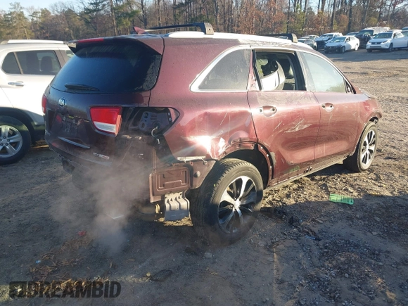 2016 Kia Sorento EX with VIN 5XYPH4A10GG164505, listed as a IAAI auction lot 41161549 with 121,411 mi miles. Bid and sale history available at carsss.com. Image 4.