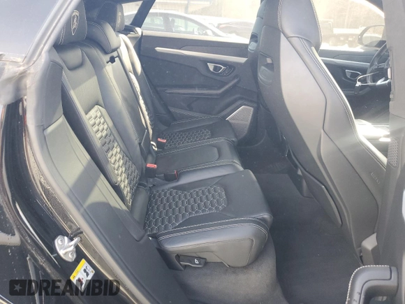 2019 Lamborghini Urus z VIN ZPBUA1ZL4KLA01017, wystawiony jako Copart lot #45752215 z przebiegiem 64 119 mil mil oraz Tytuł czysty. Historia ofert i sprzedaży dostępna na DreamBid. Obrazek 10.