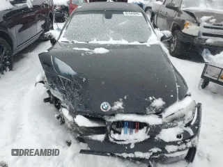 2009 BMW 3 Series 328i xDrive with VIN WBAWV53529P080130, listed as a Copart auction lot 87649095 with 98,418 mi miles and Salvage Title. Bid and sale history available at carsss.com. Image 5.