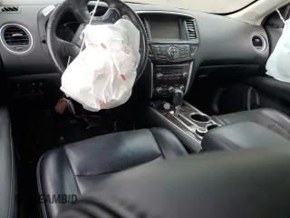 2015 Nissan Pathfinder SL с VIN 5N1AR2MM3FC601943, выставлен на аукционе Copart как лот 56556445 с пробегом Не указан миль и Списание • Salvage title. История ставок и продаж доступна на DreamBid. Изображение 8.