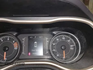 2016 Jeep Cherokee Latitude with VIN 1C4PJMCB0GW226093, listed as a IAAI auction lot 41683652 with 130,168 mi miles and . Bid and sale history available at DreamBid. Image 7.