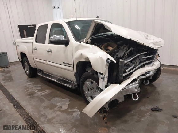 2013 GMC Sierra 1500 SLT with VIN 3GTP2WE74DG375456, listed as a IAAI auction lot 41880734 with 87,446 mi miles. Bid and sale history available at carsss.com. Image 1.
