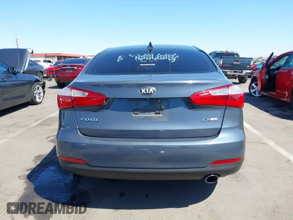 2014 Kia Forte EX with VIN KNAFX4A84E5112910, listed as a IAAI auction lot 42039761 with 118,126 mi miles. Bid and sale history available at carsss.com. Image 17.