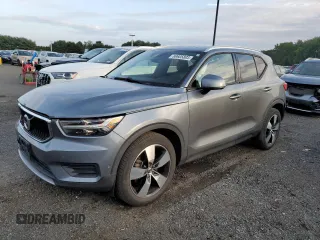 2019 Volvo XC40 Momentum with VIN YV4162UK6K2060492, listed as a Copart auction lot 69605803 with 73,391 mi miles. Bid and sale history available at carsss.com. Image 1.