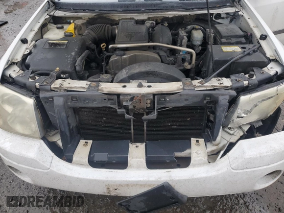2007 GMC Envoy SLE with VIN 1GKDS13S672292951, listed as a Copart auction lot 45004595 with 296,307 mi miles and Salvage Title. Bid and sale history available at carsss.com. Image 13.