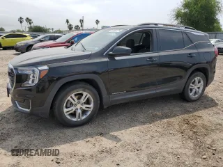 2022 GMC Terrain SLE z VIN 3GKALMEV7NL114745, wystawiony jako Copart lot #51661375 z przebiegiem 25 764 mil mil oraz Szkoda całkowita • Salvage title. Historia ofert i sprzedaży dostępna na DreamBid. Obrazek 1.