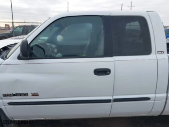 2001 Dodge Ram 1500 with VIN 1B7HC13YX1J501538, listed as a IAAI auction lot 41378876 with 207,478 mi miles. Bid and sale history available at carsss.com. Image 14.