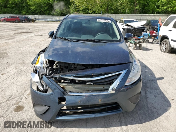 2017 Nissan Versa SV z VIN 3N1CN7AP3HL870121, wystawiony jako Copart lot #57653475 z przebiegiem 164 078 mil mil oraz Szkoda całkowita • Salvage title. Historia ofert i sprzedaży dostępna na DreamBid. Obrazek 5.