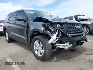 2022 Ford Explorer с VIN 1FMSK8BHXNGC20082, выставлен на аукционе IAAI как лот 42386663 с пробегом 10 807 миль миль и . История ставок и продаж доступна на DreamBid. Изображение 1.