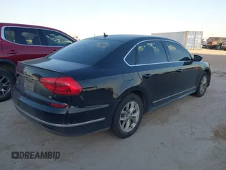 2016 Volkswagen Passat 1.8T R-Line w/Comfort Pkg with VIN 1VWAS7A33GC018434, listed as a IAAI auction lot 41770301 with 151,169 mi miles. Bid and sale history available at carsss.com. Image 4.