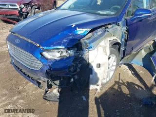2013 Ford Fusion SE with VIN 3FA6P0H72DR102371, listed as a IAAI auction lot 41588018 with 167,544 mi miles. Bid and sale history available at carsss.com. Image 6.