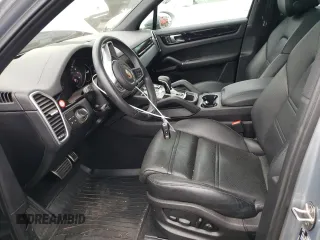 2023 Porsche Cayenne S z VIN WP1AB2AY2PDA14143, wystawiony jako Copart lot #48045204 z przebiegiem 37 303 mil mil oraz . Historia ofert i sprzedaży dostępna na DreamBid. Obrazek 7.