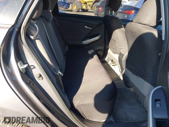 2014 Toyota Prius Four z VIN JTDKN3DU7E1796675, wystawiony jako IAAI lot #41446477 z przebiegiem Nie podano mil oraz . Historia ofert i sprzedaży dostępna na DreamBid. Obrazek 8.